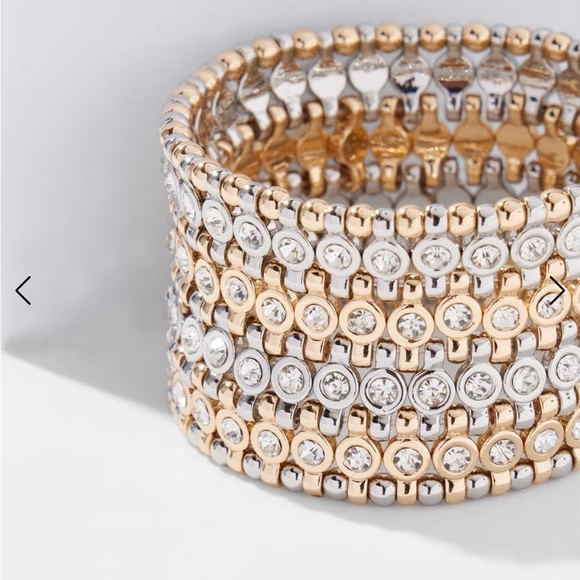 🔥🔥🔥WHBM Beautiful sparkling Pave-accent wide stretch bracelet NWT - Picture 4 of 8